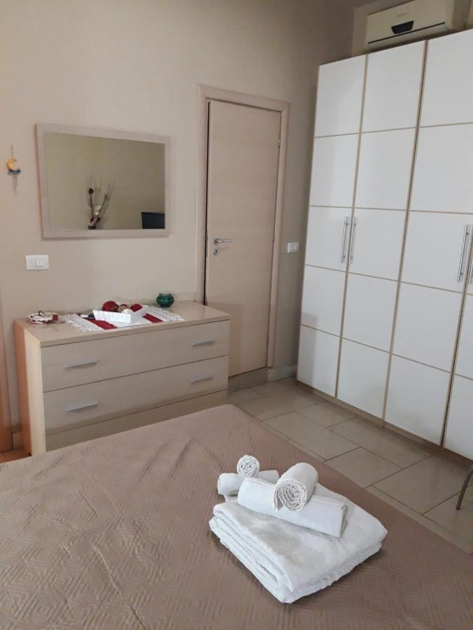 Bastiano'S Rooms Catania Exterior photo